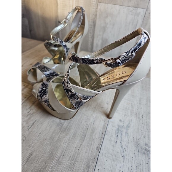 Guess Women’s Platform Heels Cream Gold Snakeskin Open Toe Ankle Strap 7.5 - Picture 5 of 13
